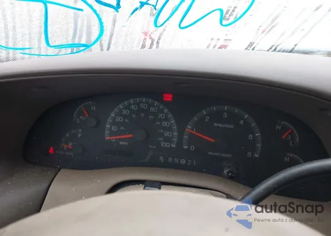 1999 Ford Expedition Eddie Bauer/Xlt from USA, damaged, VIN 1FMRU17L3XLB79740